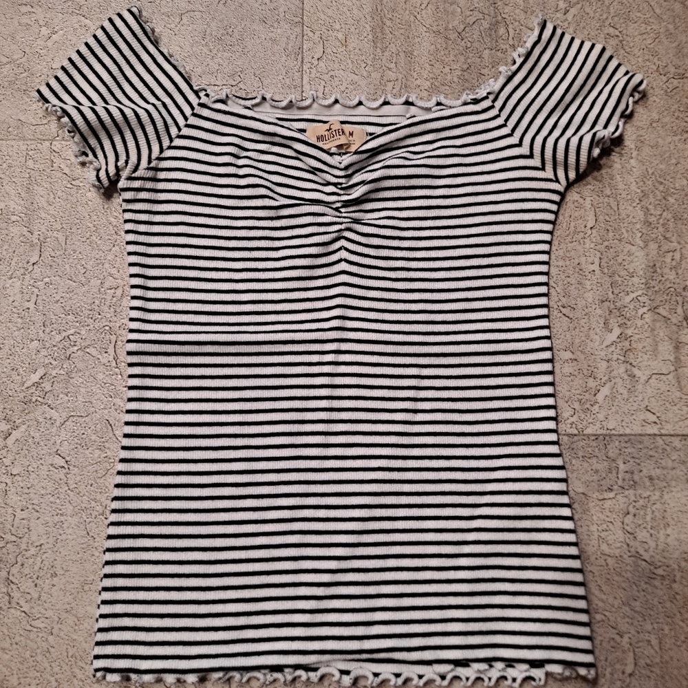 Hollister Top